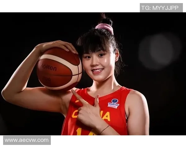 泪目时刻女篮29岁金牌蓝领重返国家队为韩旭李月汝保驾护航 泪目时刻女篮29岁金牌蓝领重返国家队为韩旭李月汝保驾护航